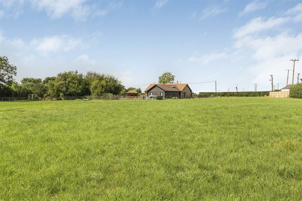 Additional image 34 of Broadway, Bourn