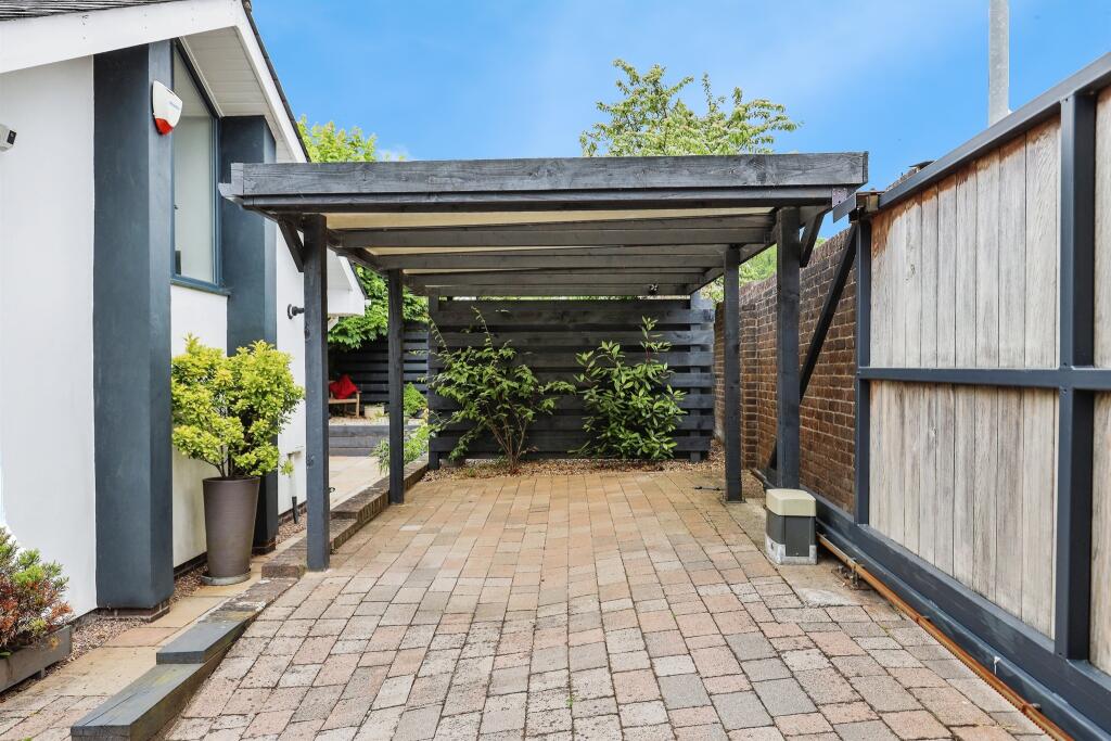 Additional image 28 of Chartwell Drive, Lisvane, Cardiff