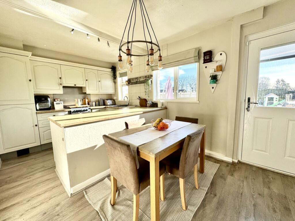 Additional image 3 of Shirley Parade, Gomersal, BD19