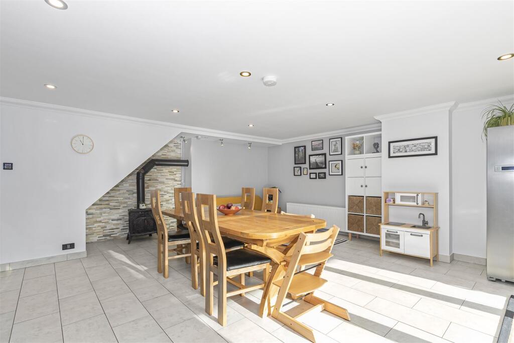 Additional image 14 of Mount Crescent, Winterbourne