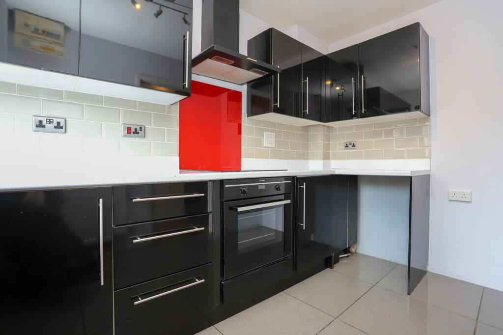 Additional image 4 of Newbury Close, Catshill, Bromsgrove, B61 0SB