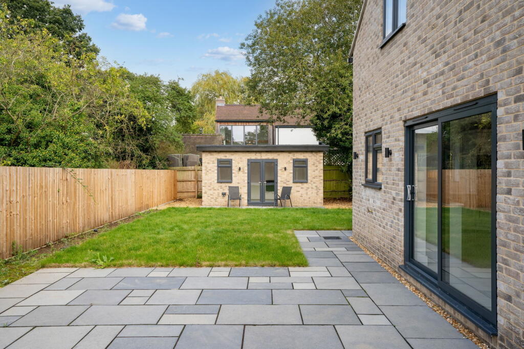 Additional image 26 of West Drive, Highfields Caldecote, Cambridge