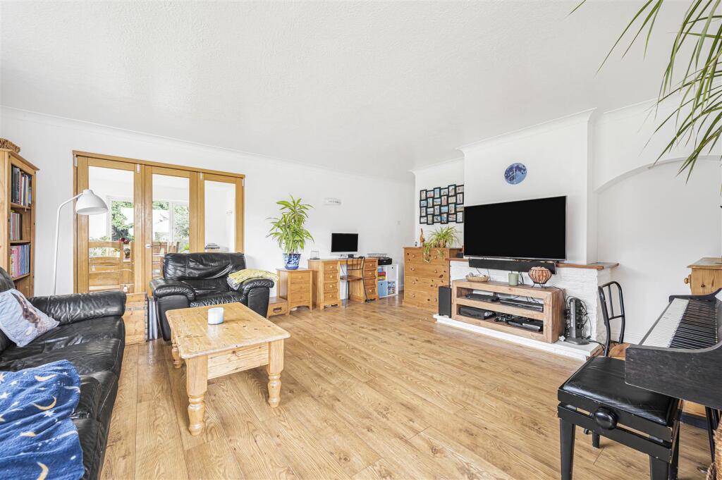 Additional image 26 of Manor Close, Seaford