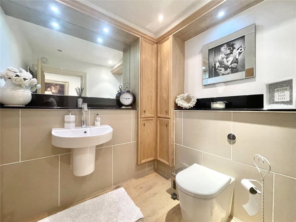 Additional image 18 of Bedwell Hall, Bedwell Park, Cucumber Lane, Essendon, AL9