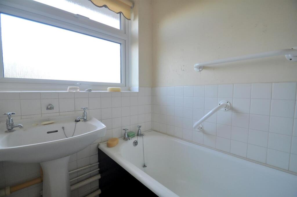 Additional image 10 of Yieldings Close, Eastbourne