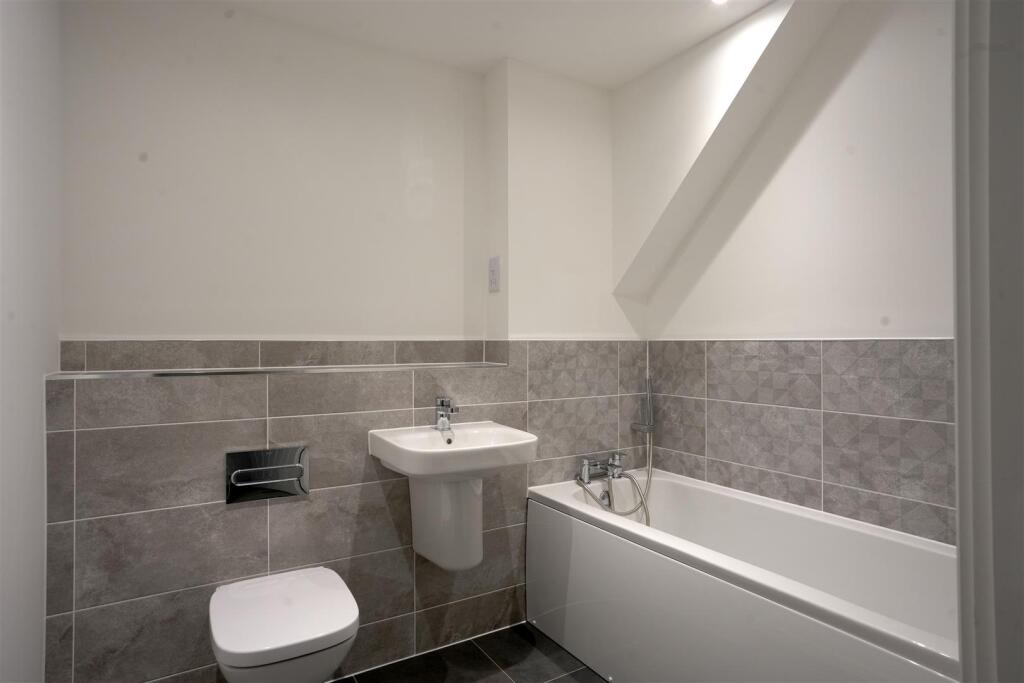 Additional image 10 of 5 Newlands Place, Seaford