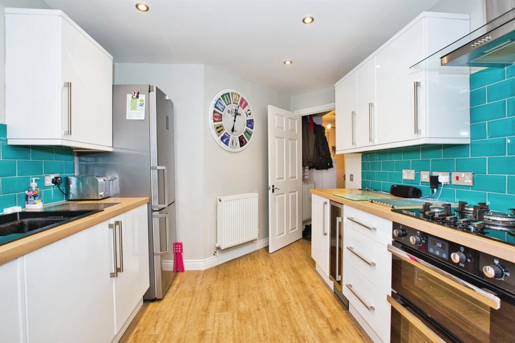 Additional image 3 of Hawks Rise, Yeovil