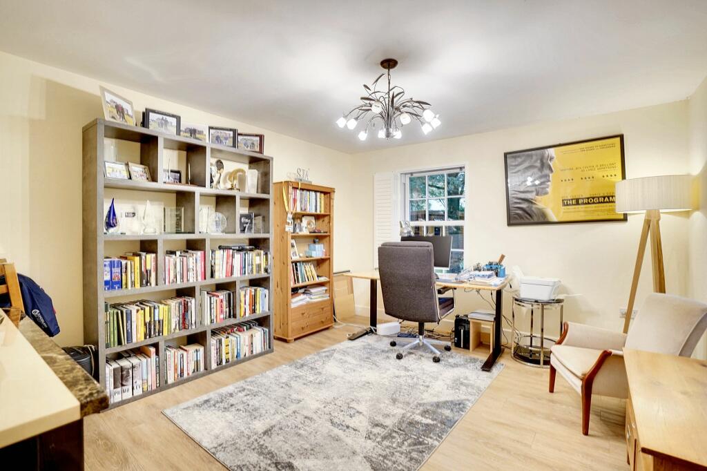 Additional image 16 of Arborfield Drive, Newmarket, CB8