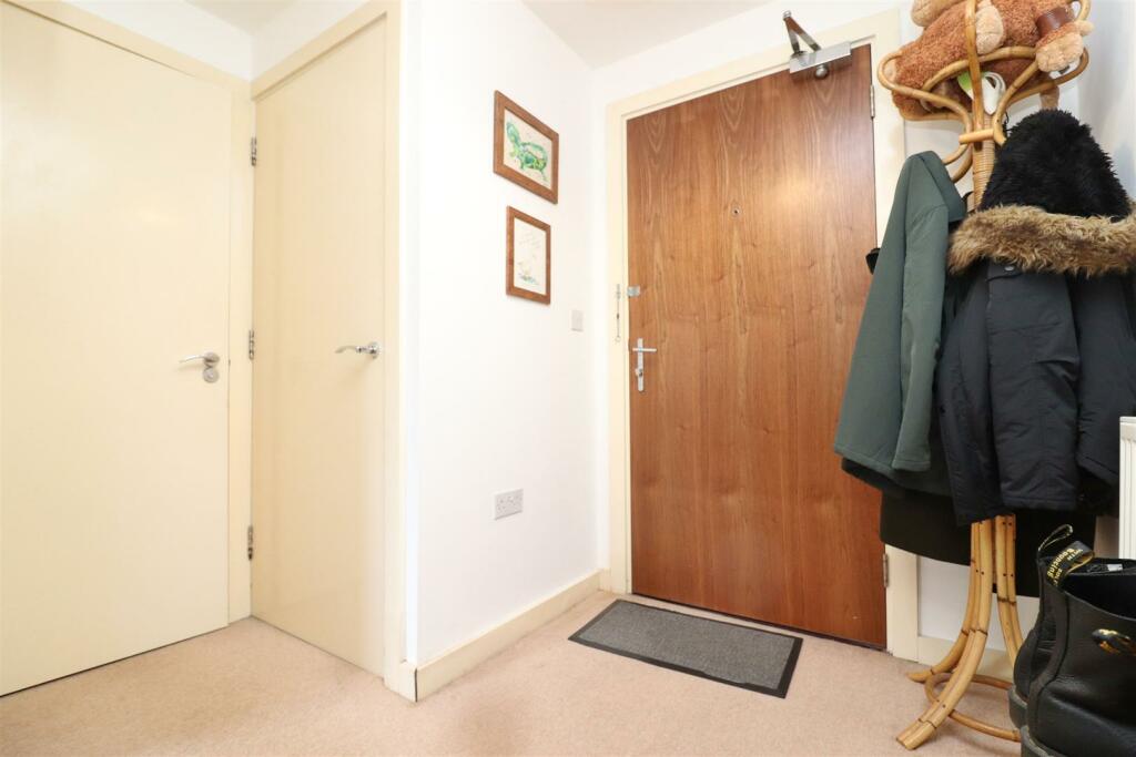 Additional image 6 of Hatfield Road, St. Albans