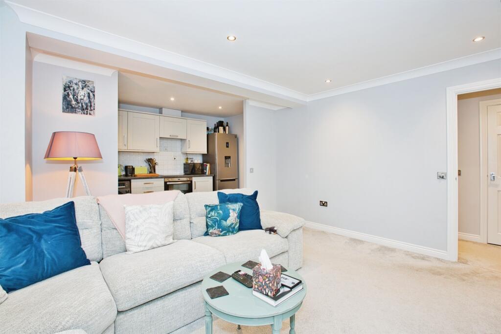 Additional image 3 of Hawks Rise, Yeovil