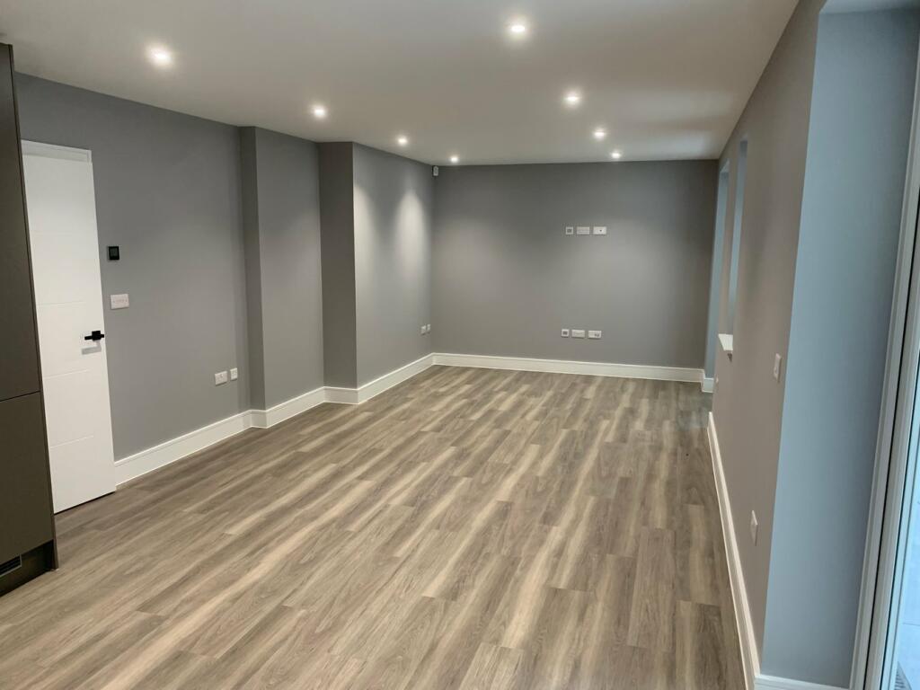 Additional image 3 of 2 Bromley Avenue, Bromley, BR1