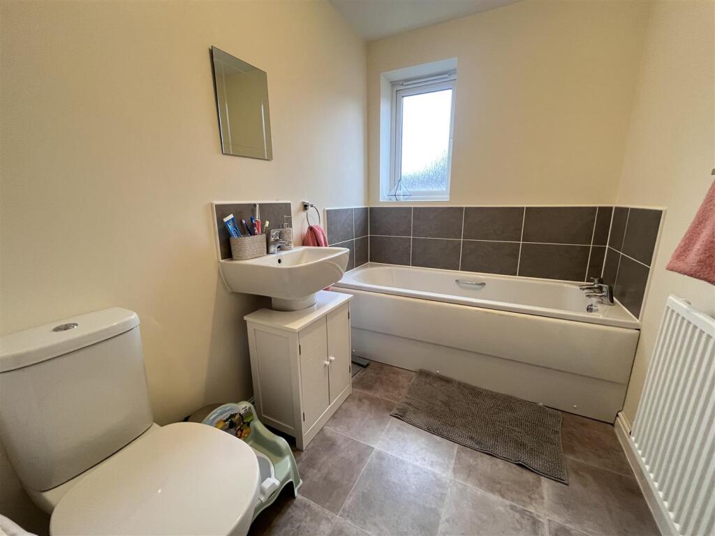 Additional image 11 of Foxhunter Close, Lostock