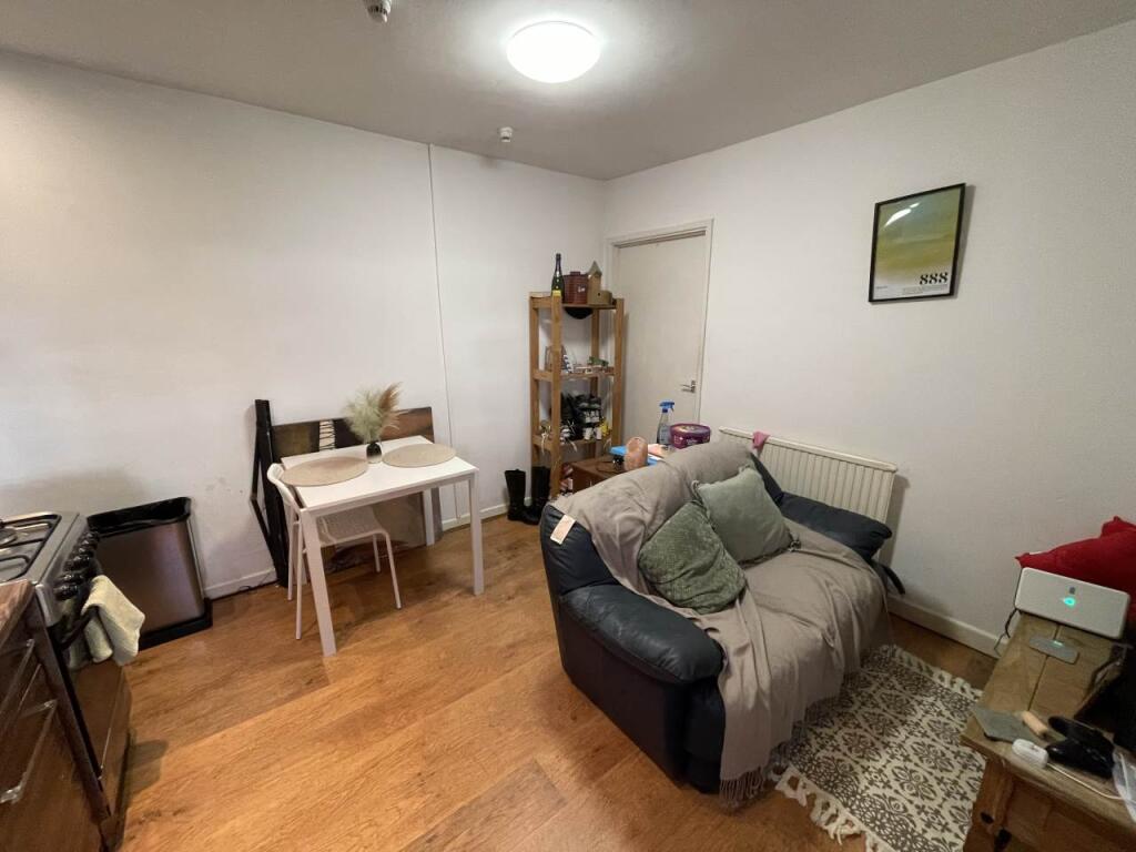 Additional image 6 of Richmond Road, Cathays,