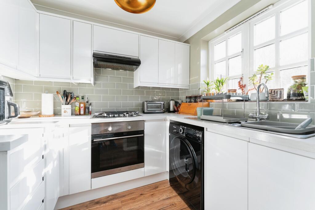Additional image 7 of Horsham Close, Haverhill, CB9