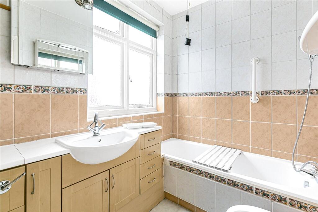 Additional image 11 of Gurney Court Road, St. Albans, Hertfordshire, AL1