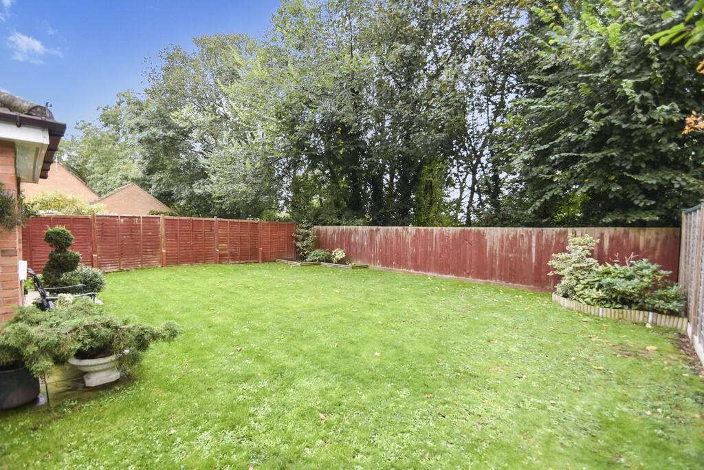 Additional image 18 of Old Pinewood Way, Papworth Everard