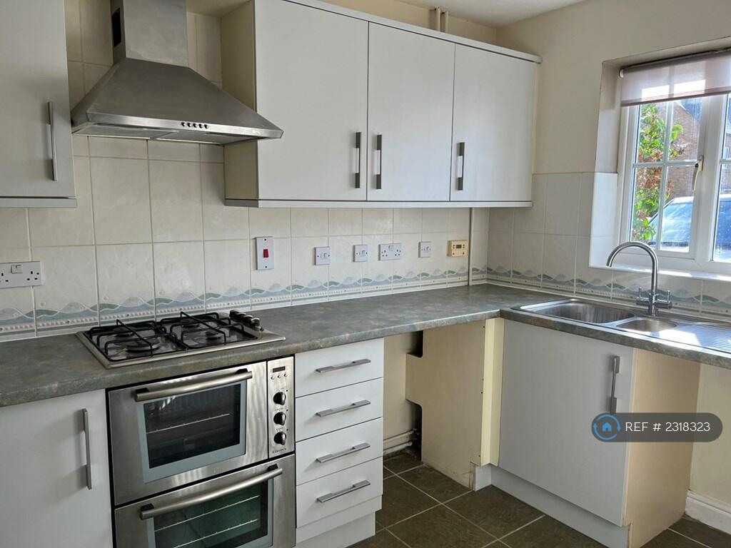 Additional image 3 of Alexander Chase, Ely, CB6