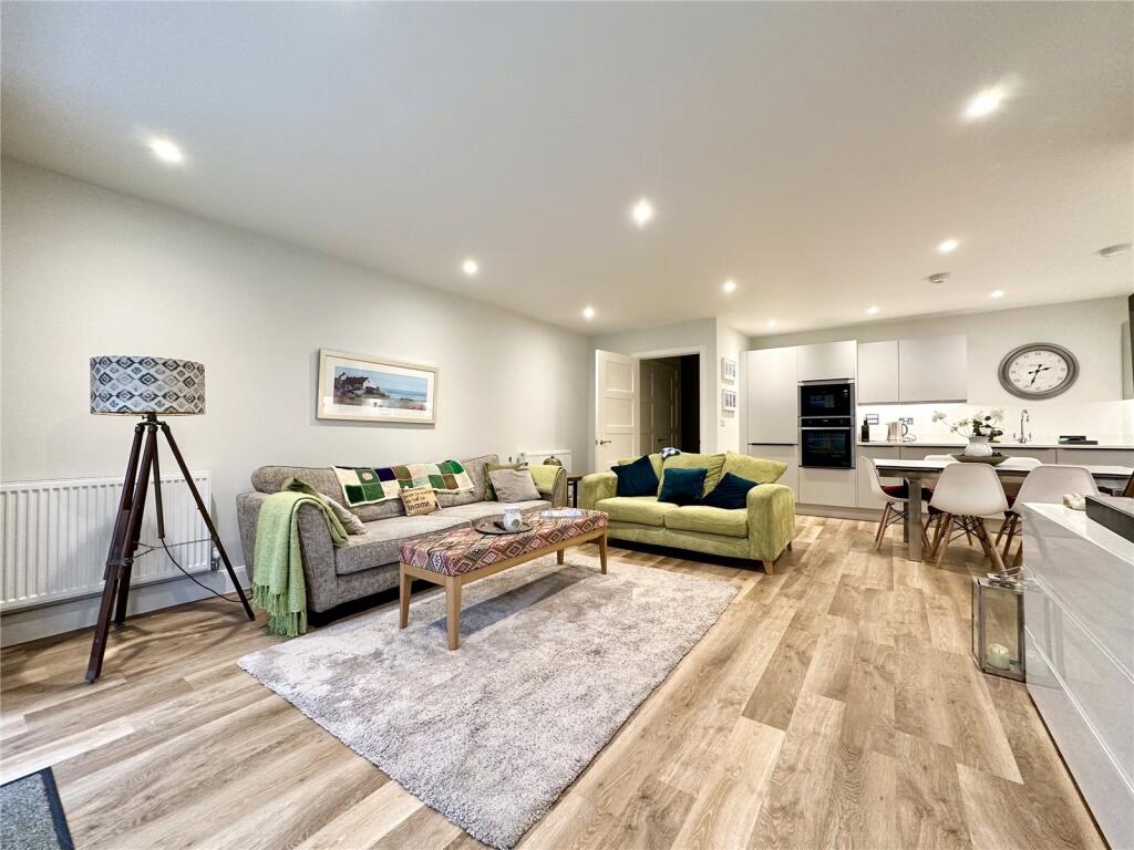 Additional image 9 of Lymington Road, Highcliffe On Sea, Christchurch, Dorset, BH23