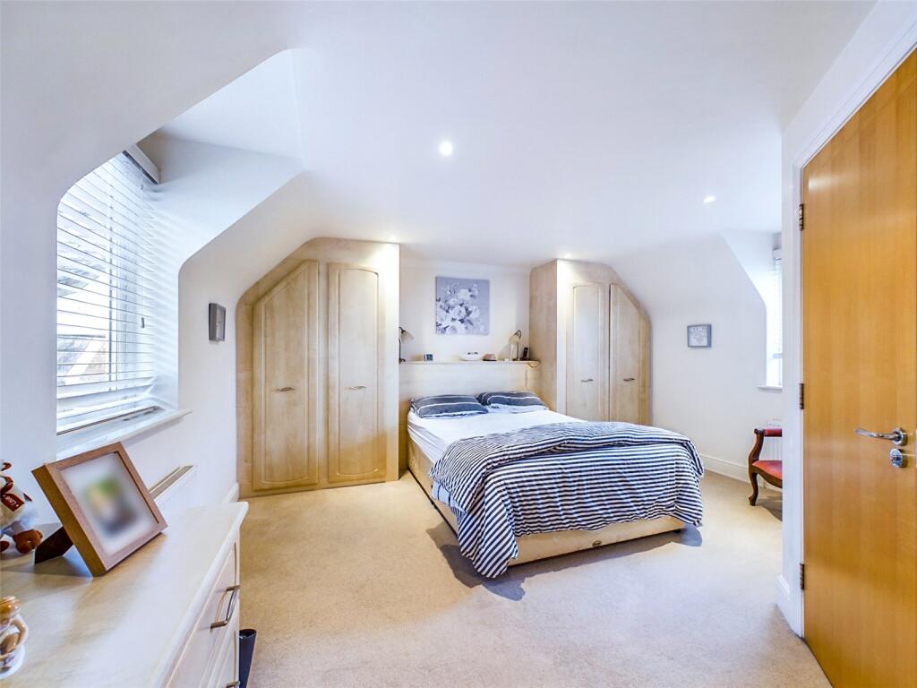 Additional image 8 of Salisbury Road, Christchurch, Dorset, BH23