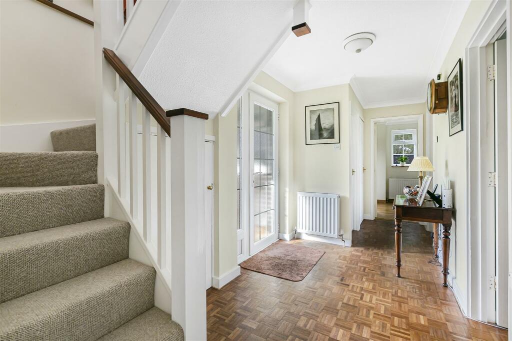Additional image 12 of Ferndale Close, Newmarket
