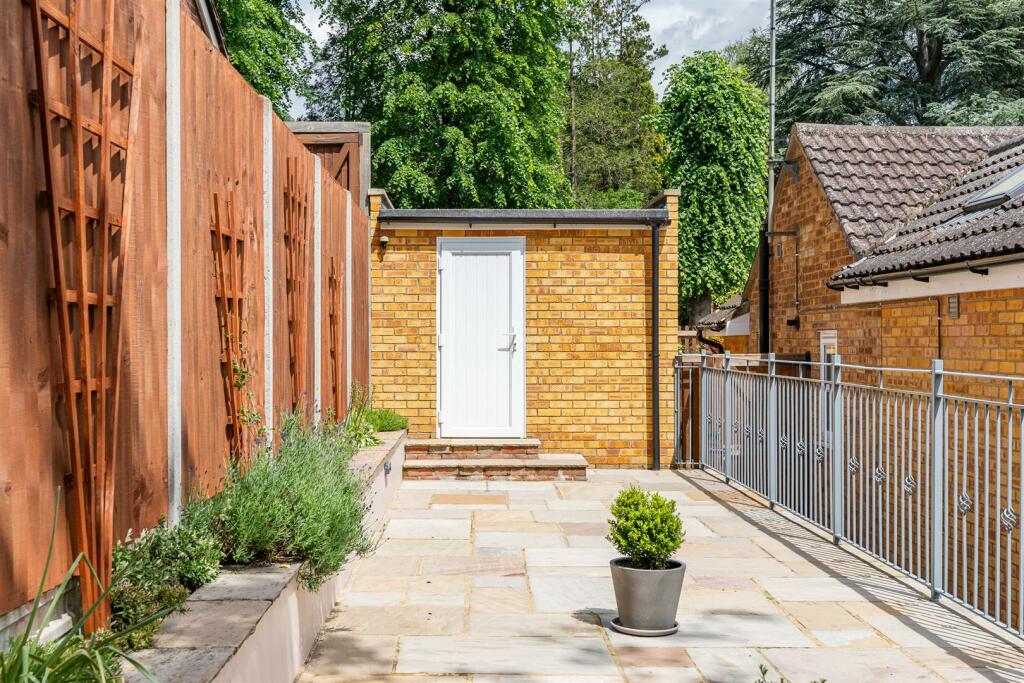 Additional image 22 of Adele Avenue, Welwyn