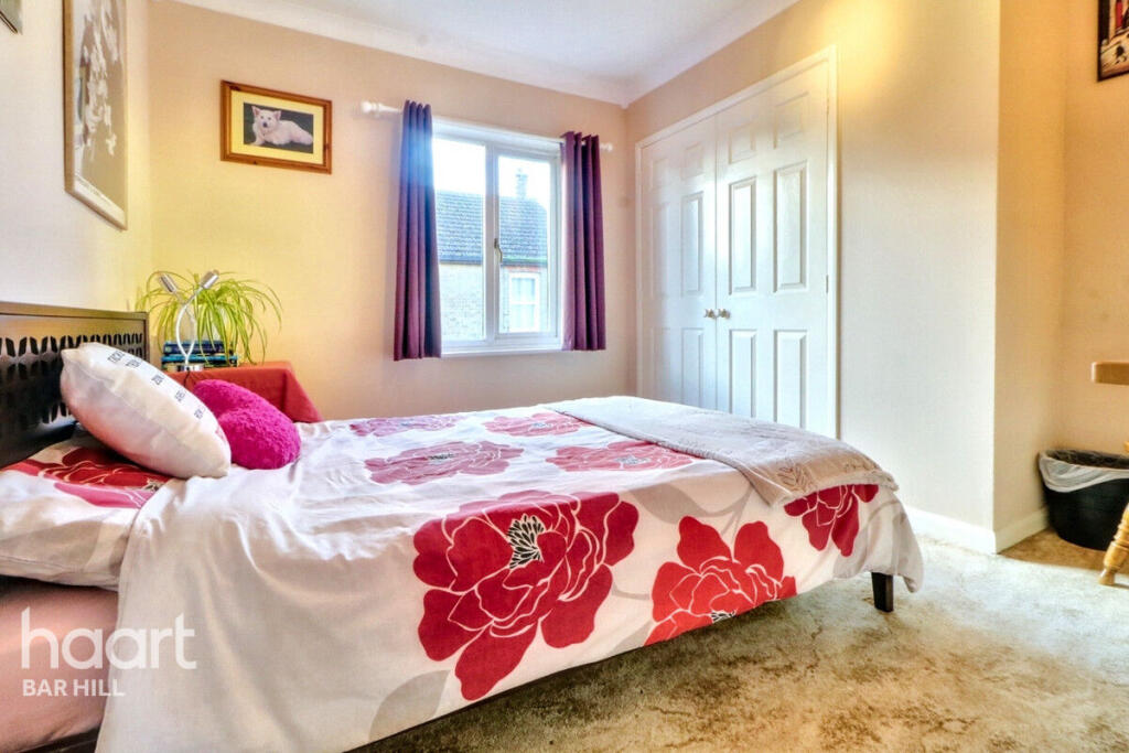 Additional image 12 of High Street, Swavesy.