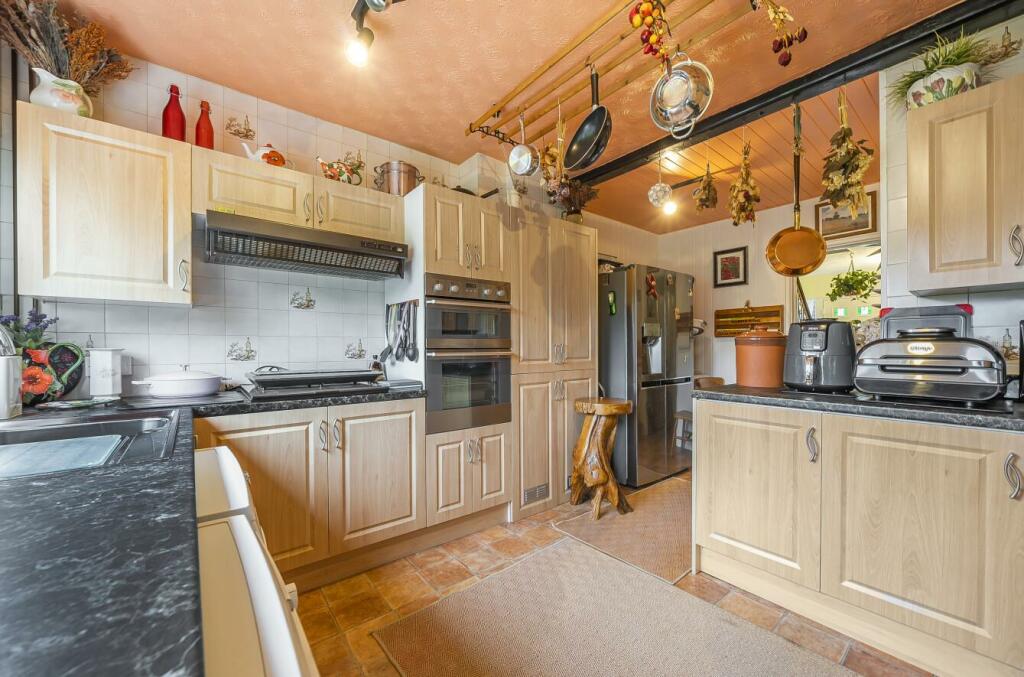 Additional image 4 of Melrose Avenue, The Ridge, Yate