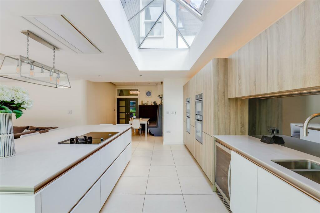 Additional image 38 of Heol Isaf, Radyr, Cardiff