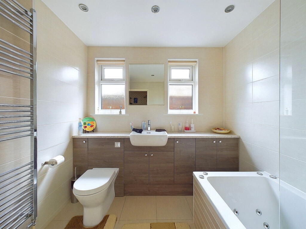 Additional image 9 of Meadow Road, Worthing BN11 2SE