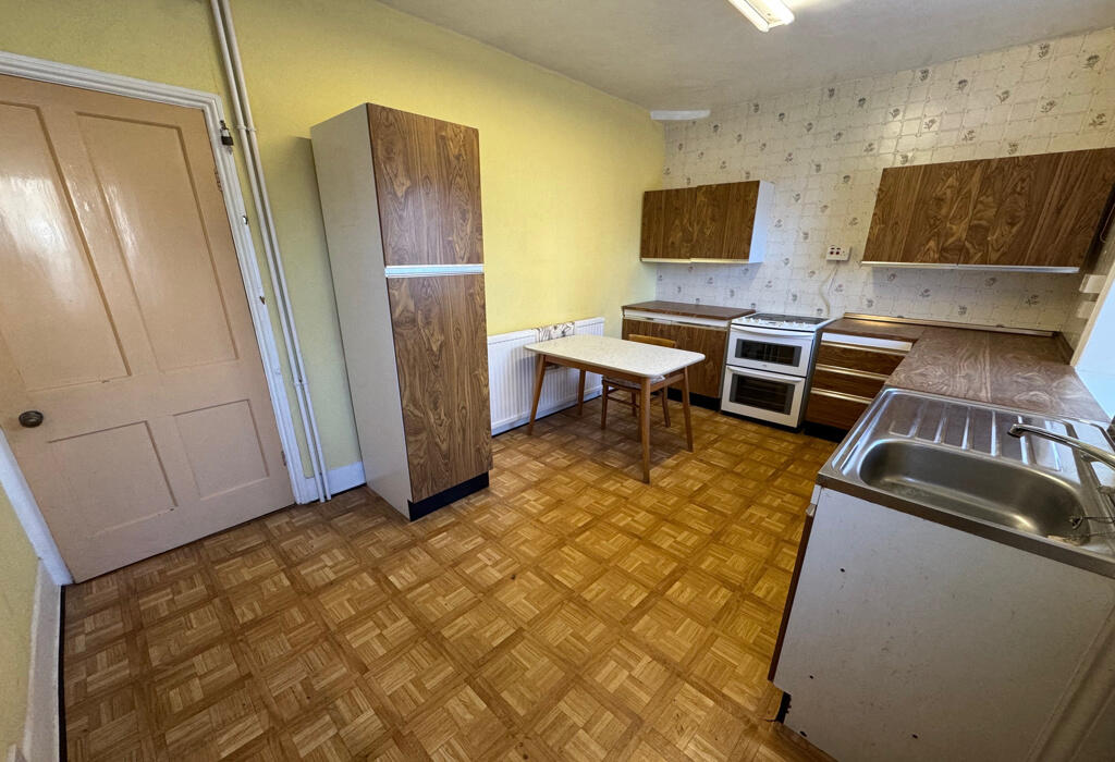 Primary image of Moorhead Terrace, Moorhead, Shipley, West Yorkshire