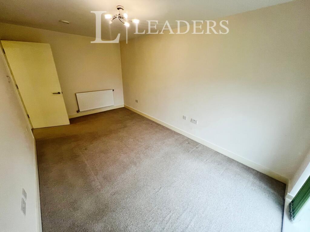 Additional image 4 of Great Northern Road