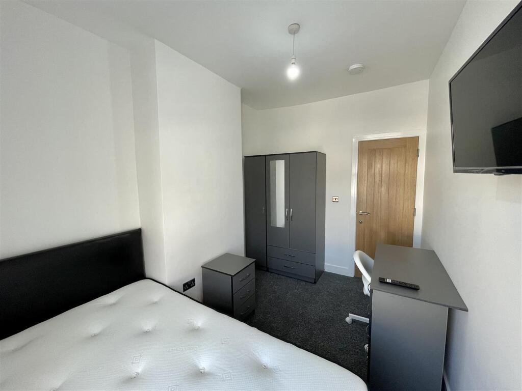 Additional image 7 of 4 BED HOUSE, BEDFORD STREET