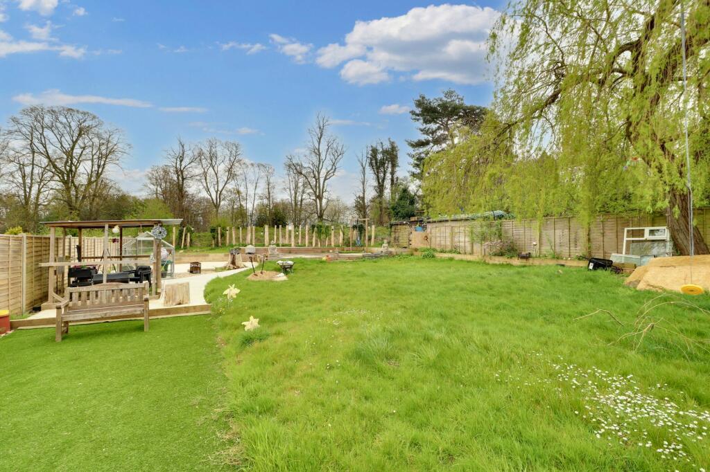 Additional image 15 of Centre Drive, Newmarket, CB8