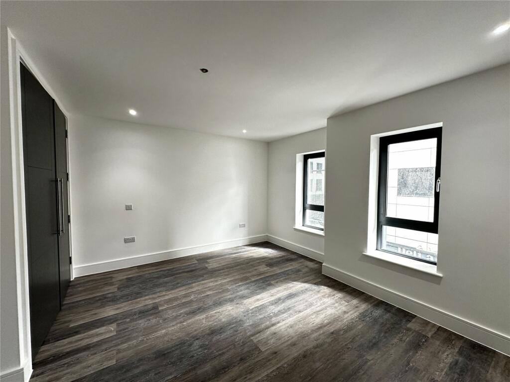 Additional image 4 of Park Place, Cardiff, CF10