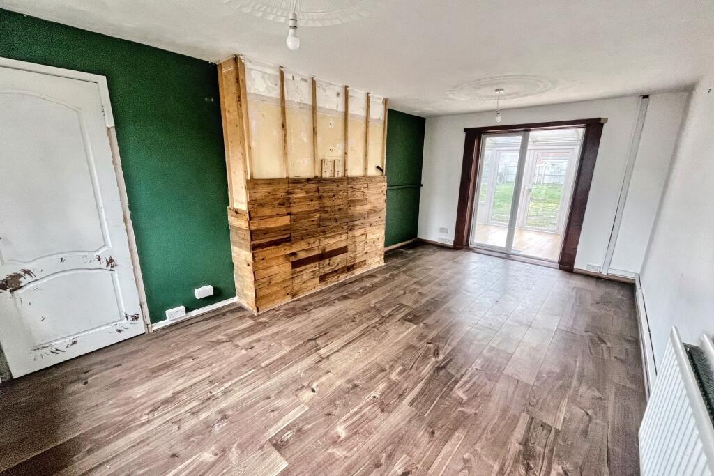 Additional image 3 of Wool