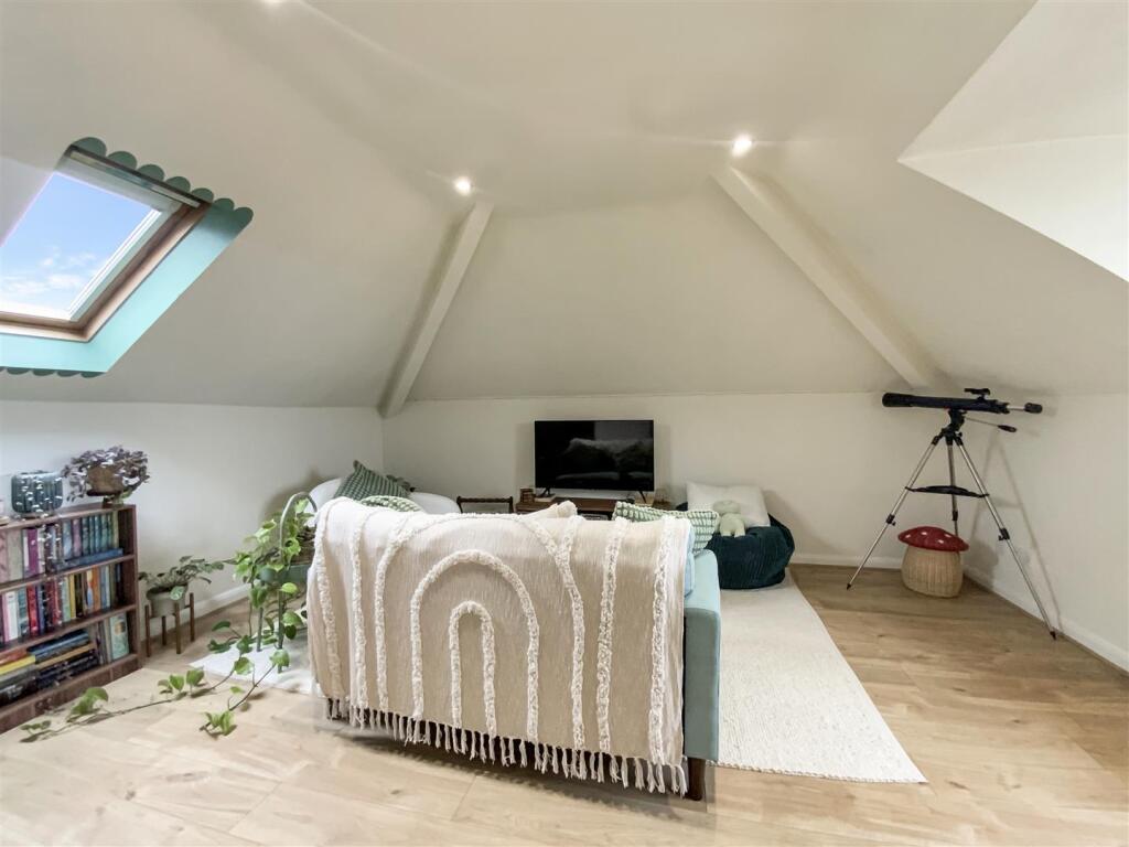 Additional image 13 of Whitfield House, The Park, Kingswood, Bristol