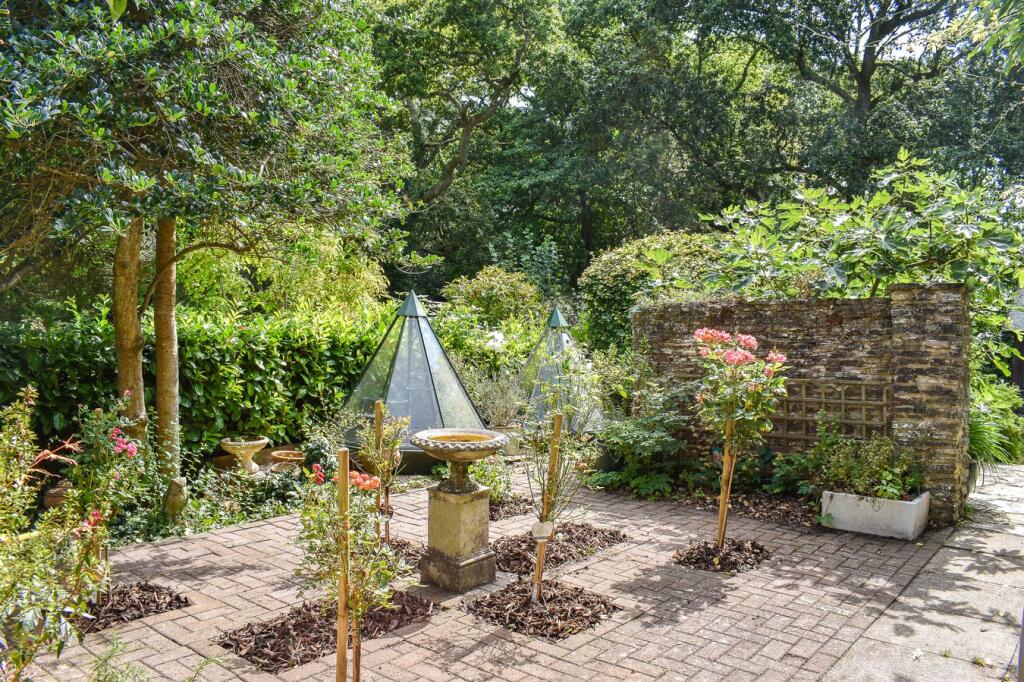 Additional image 32 of Barrs Avenue, New Milton, BH25