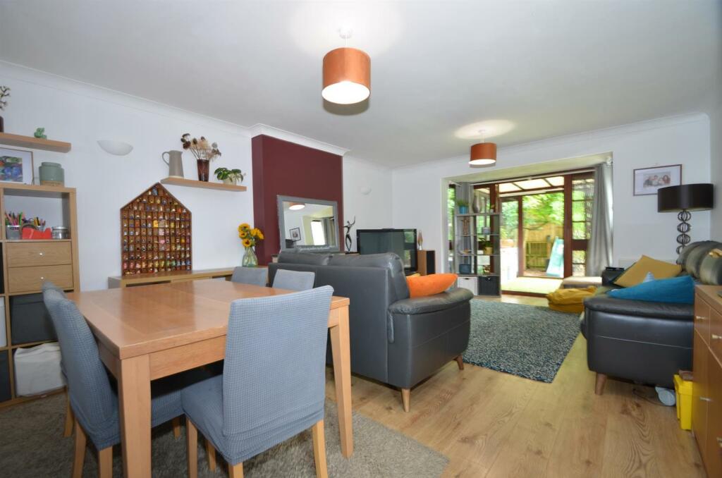 Additional image 5 of Glebe Way, Haddenham