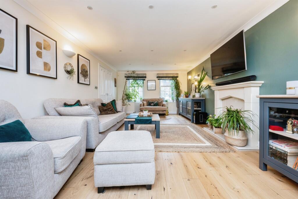 Additional image 8 of Meadowsweet Close, Lower Cambourne, Cambridge