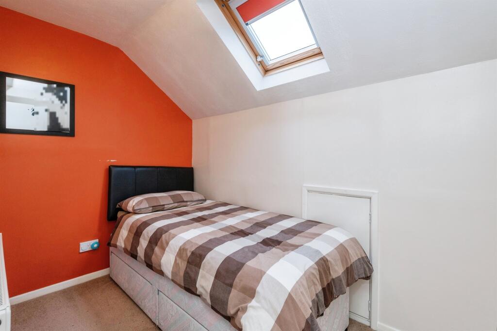 Additional image 9 of Fairway Drive, Bradford