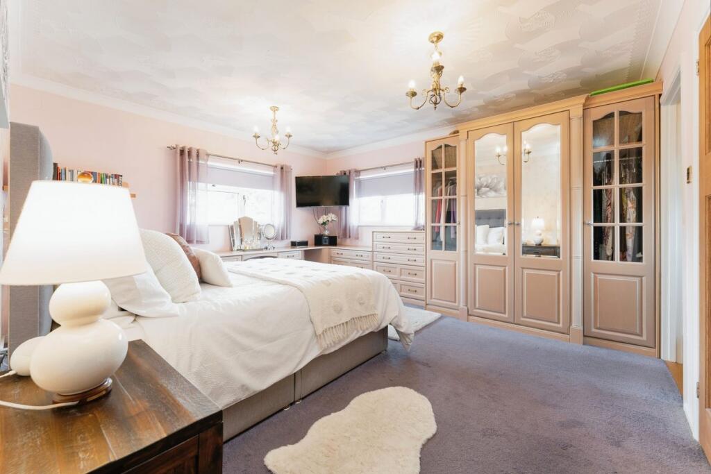 Additional image 9 of Fordham Road, Newmarket, CB8