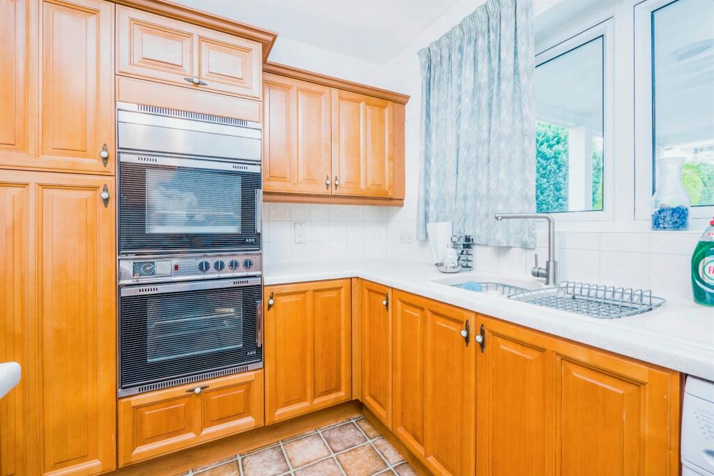 Additional image 19 of Hollybush Rise, Cyncoed, Cardiff