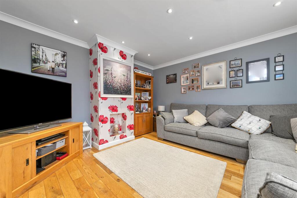 Additional image 21 of Saxon Road, Wheathampstead, St. Albans