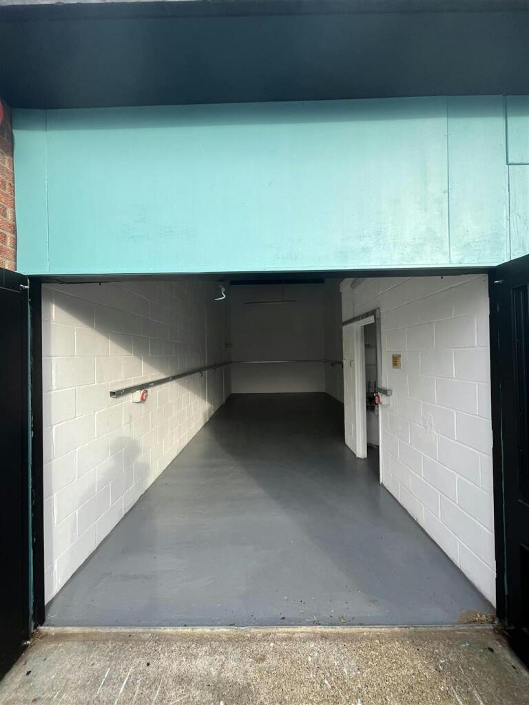 Additional image 9 of 12 Fiddlebridge Industrial Centre, Lemsford Road, Hatfield, AL10 0DE