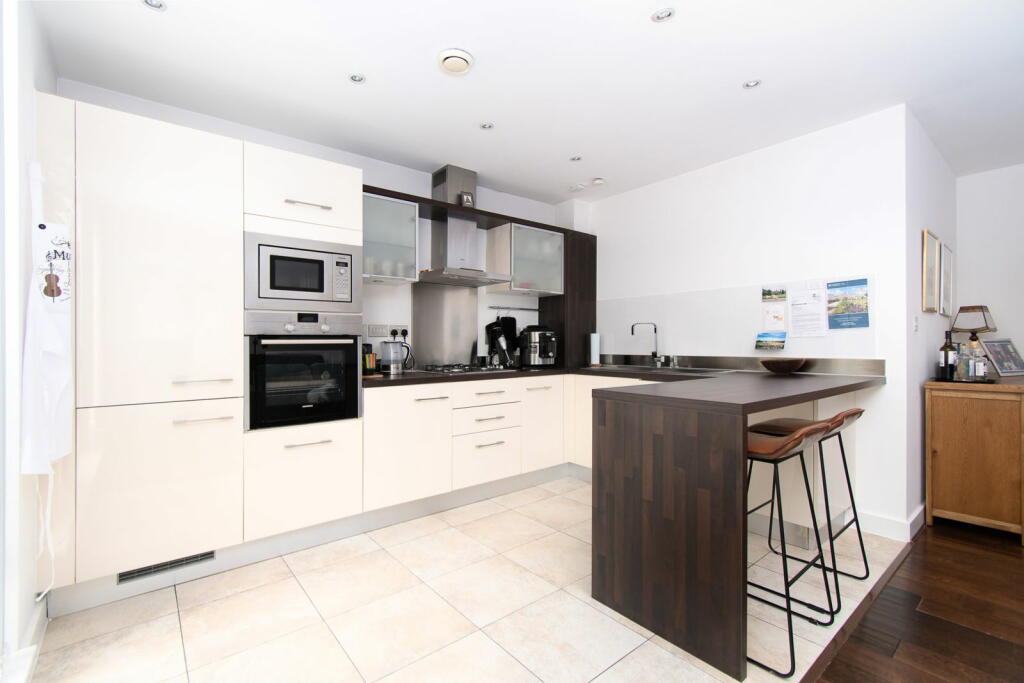 Additional image 4 of Kingfisher Way, Cambridge, CB2 8BL