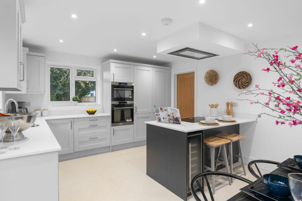 Additional image 8 of West Drive, Highfields Caldecote, Cambridge