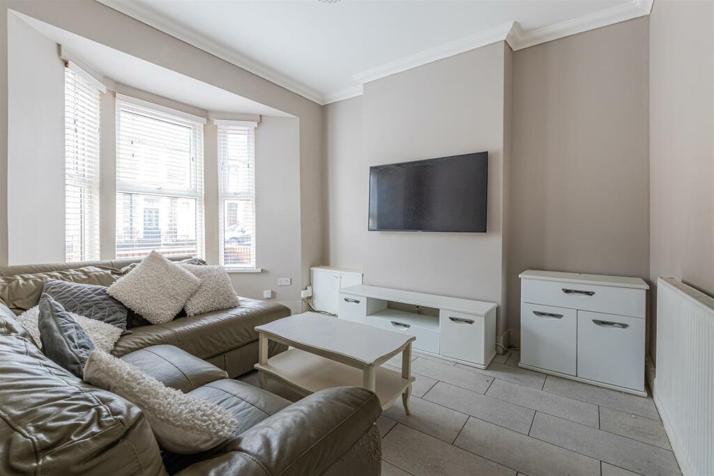 Additional image 3 of Wyndham Road, Pontcanna, Cardiff