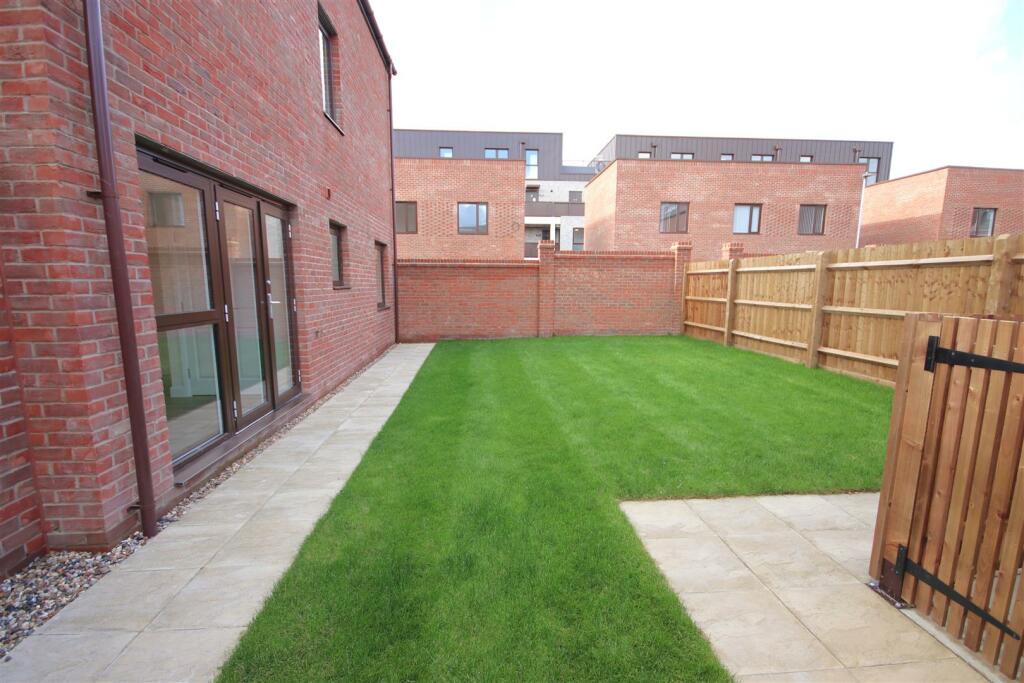 Additional image 16 of Down House Drive, Cambridge