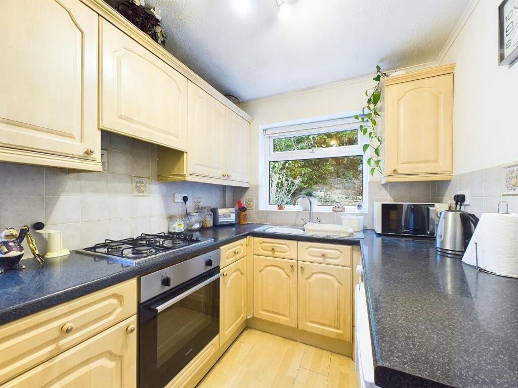 Additional image 6 of Thorndale Rise, Bradford