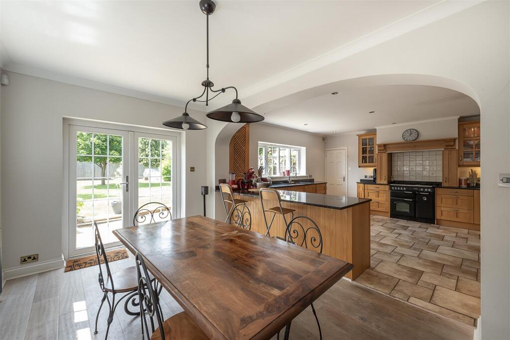 Additional image 14 of Connaught Road, Harpenden